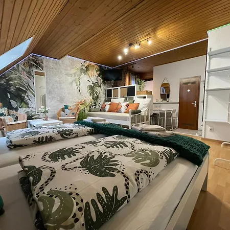 Barbarosa 6 Koenigstaedten Opel-airport-messe Naehe روزلسهايم