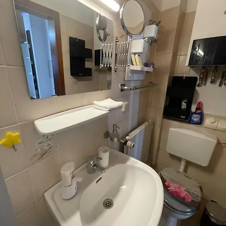 Barbarosa 6 Koenigstaedten Opel-airport-messe Naehe شقة روزلسهايم