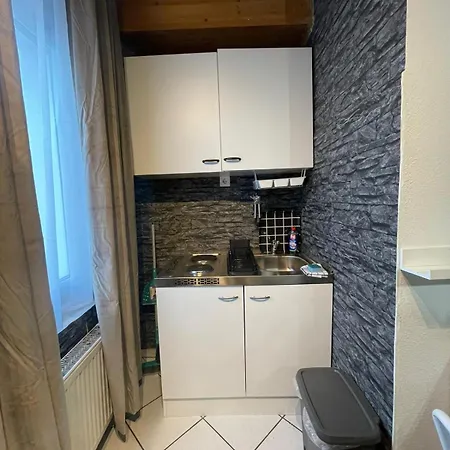 Barbarosa 6 Koenigstaedten Opel-airport-messe Naehe *