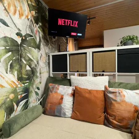 Barbarosa 6 Koenigstaedten Opel-airport-messe Naehe روزلسهايم