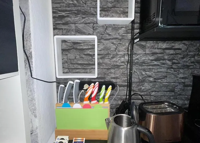 Barbarosa 6 Koenigstaedten Opel-airport-messe Naehe Apartmán