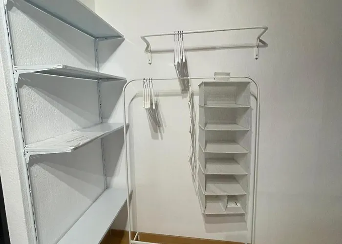 Barbarosa 6 Koenigstaedten Opel-airport-messe Naehe Apartmán