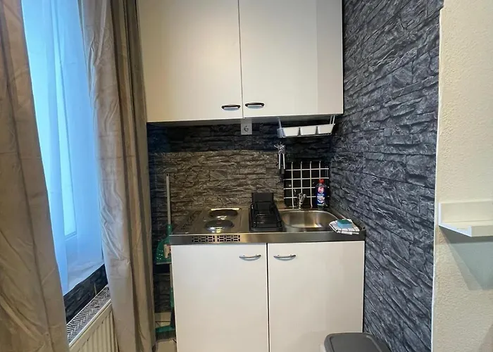 Barbarosa 6 Koenigstaedten Opel-airport-messe Naehe *